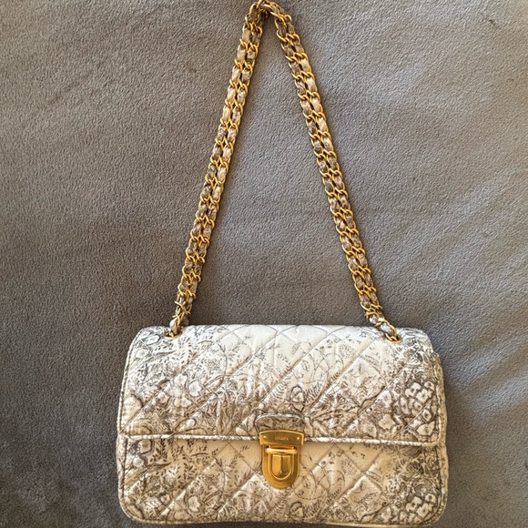 Prada Quilted Floral Shoulder Bag in Cream with Gold Hardware - Picture 2 of 16